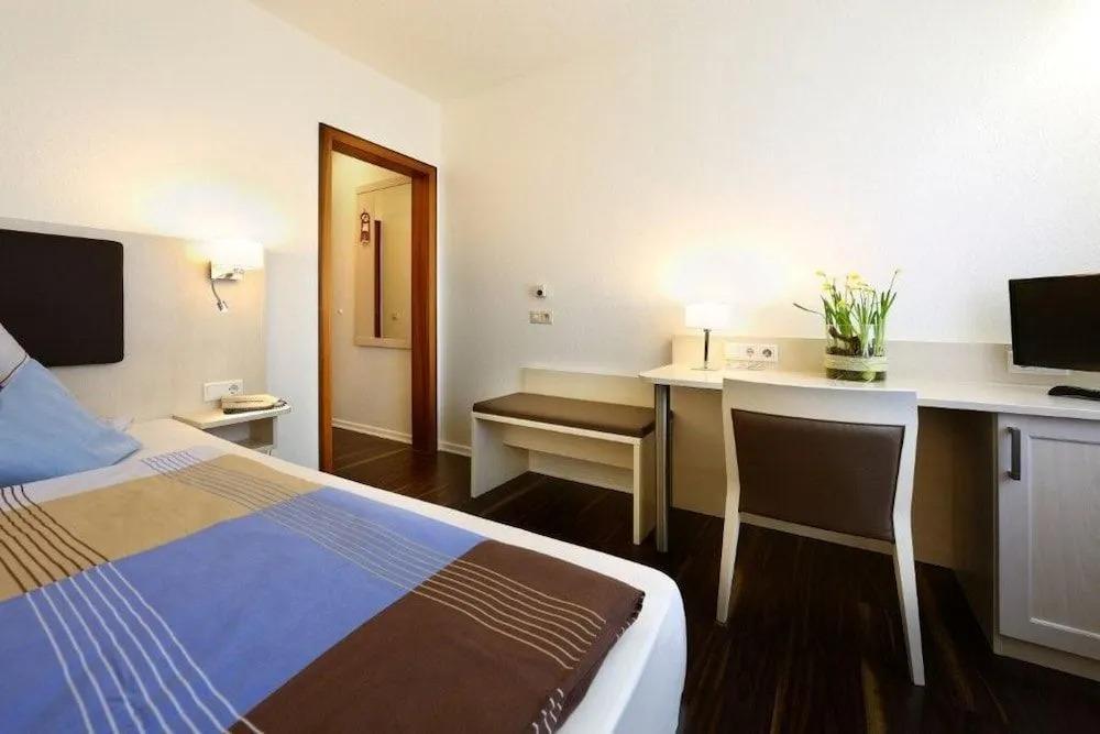 hotel image 10