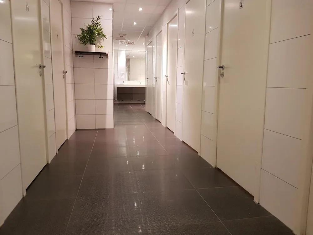 hotel image 16