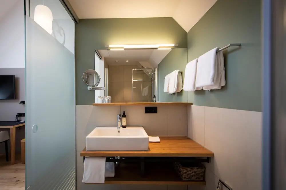 hotel image 16