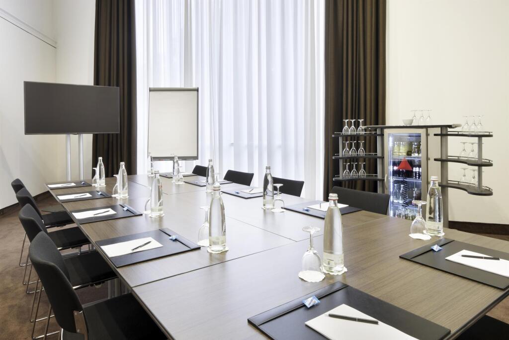 hotel image 10