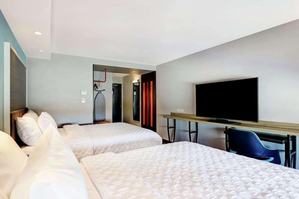 hotel image 12