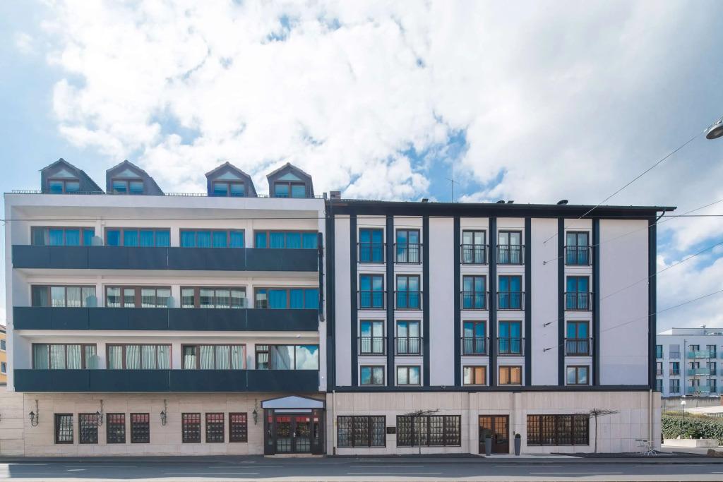 hotel image 32