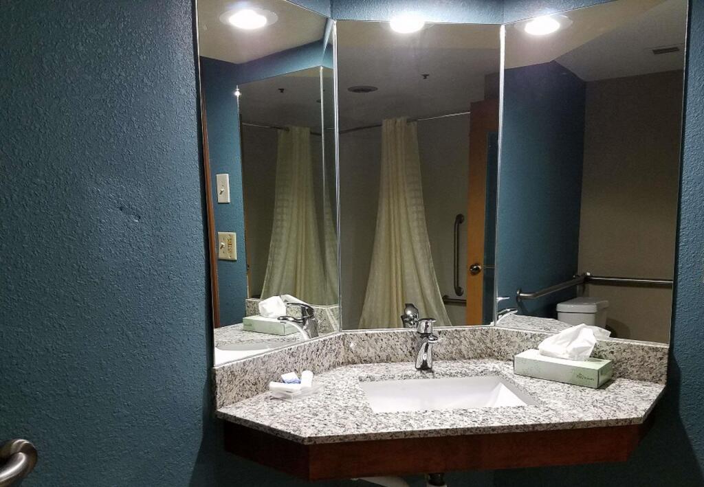hotel image 13