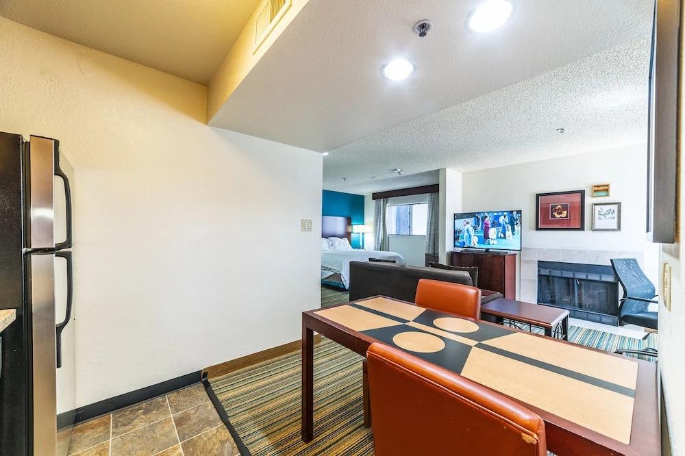 hotel image 36