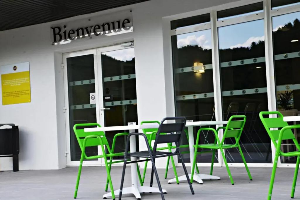 hotel image 9