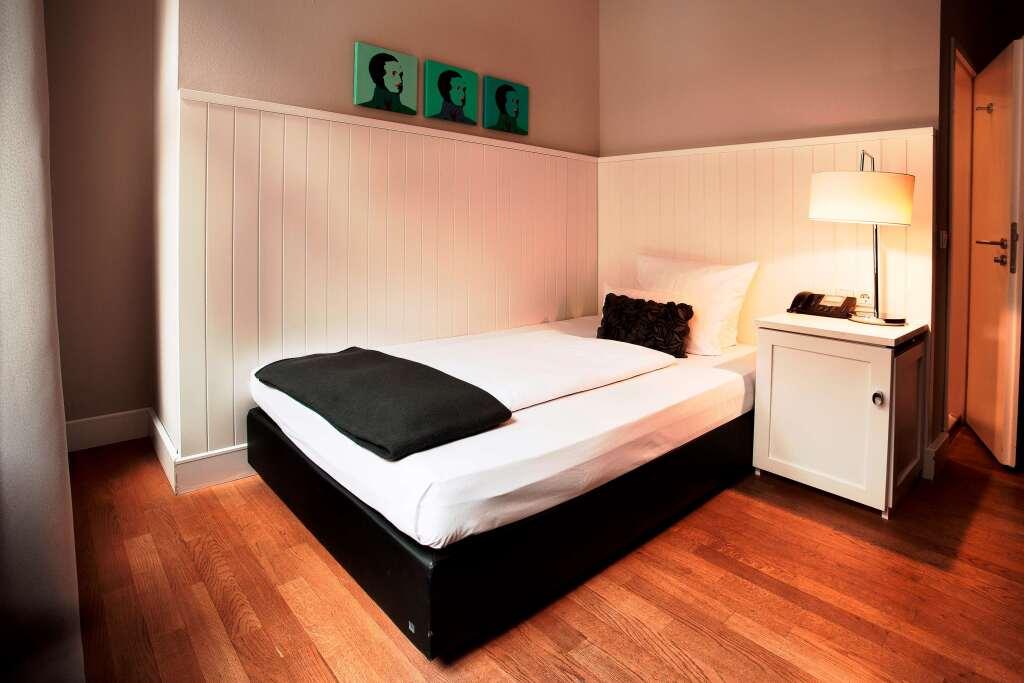 hotel image 8