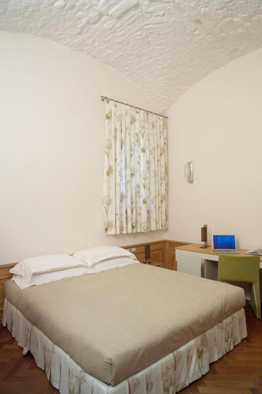 hotel image 47