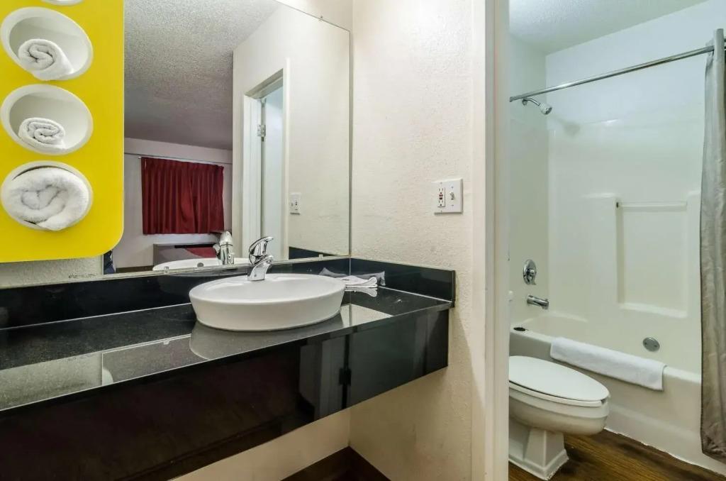 hotel image 16