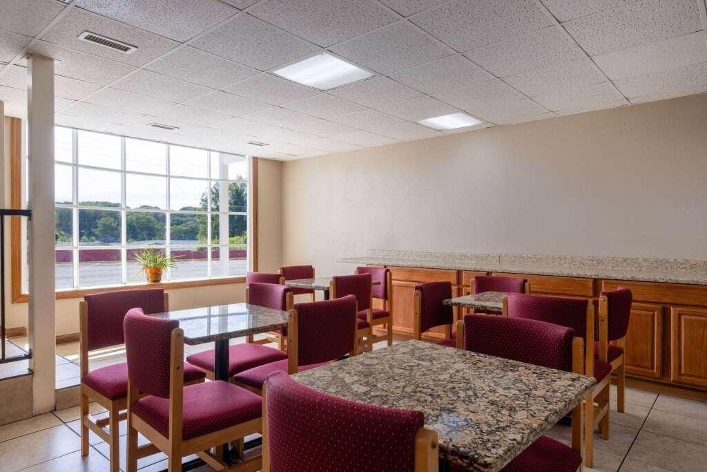 hotel image 13