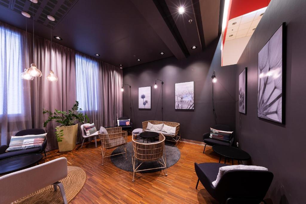 hotel image 16