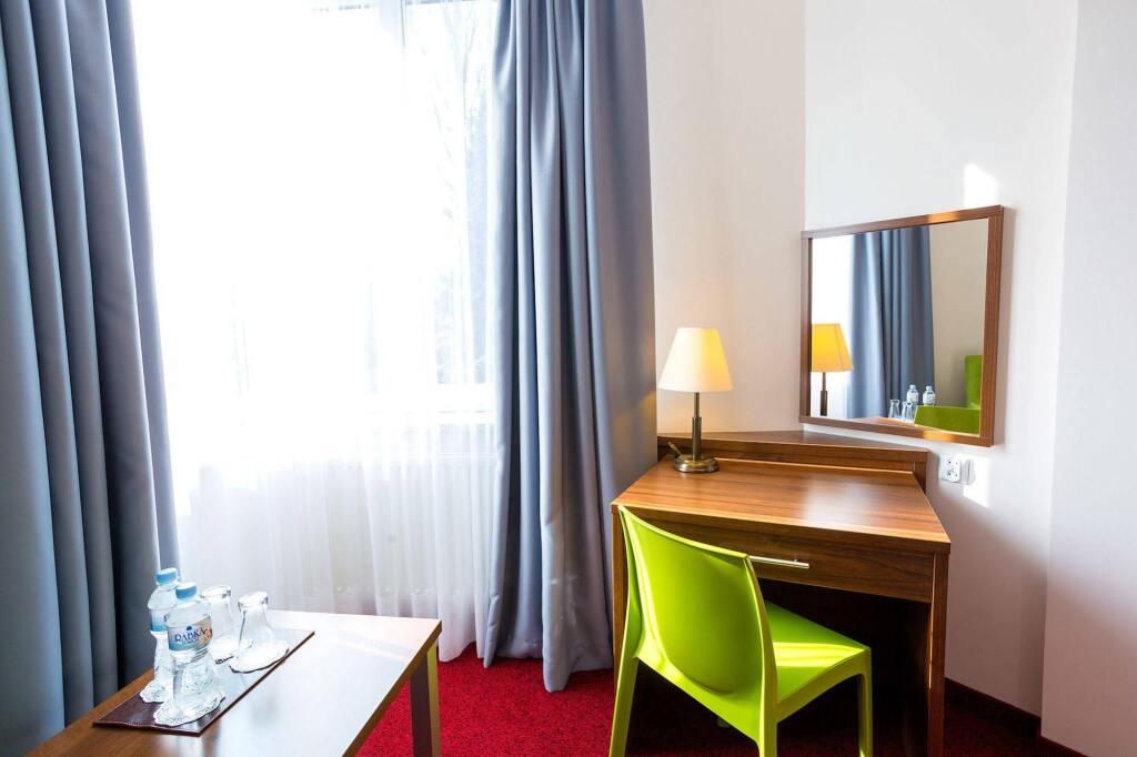 hotel image 10