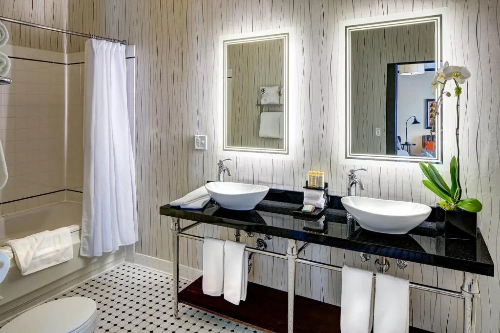 hotel image 13