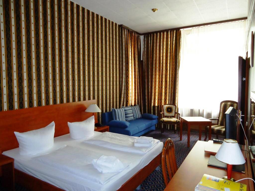 hotel image 8