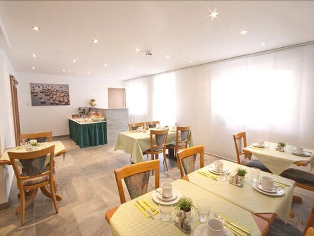 hotel image 9