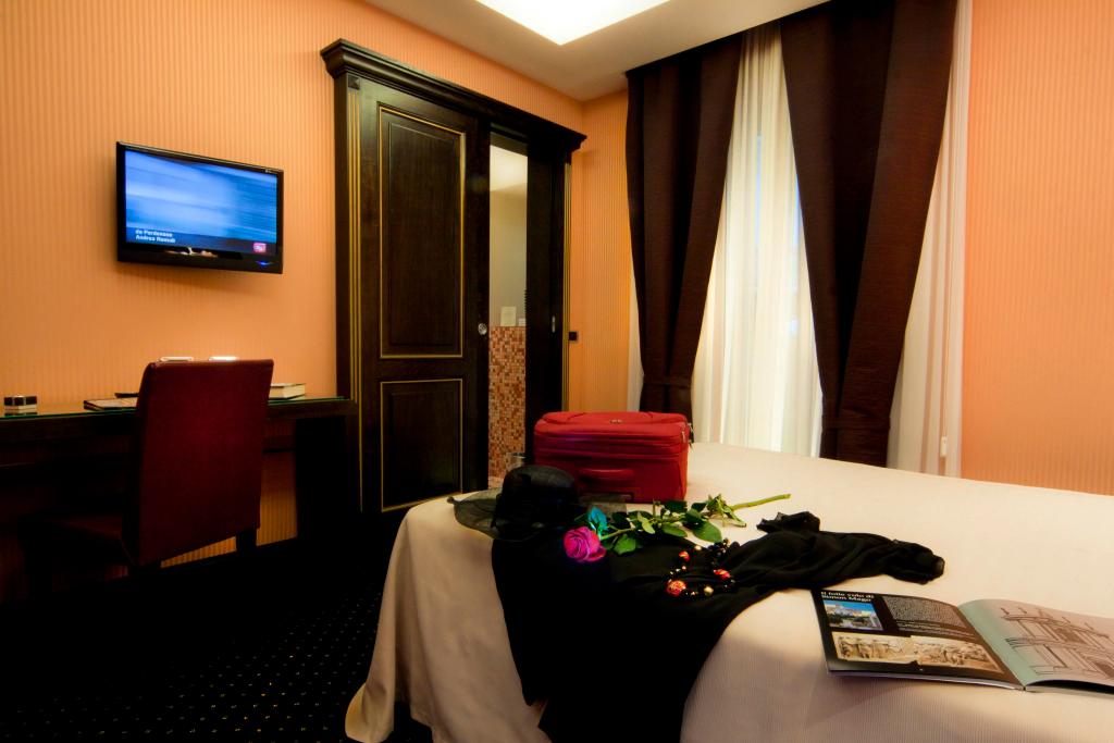 hotel image 10