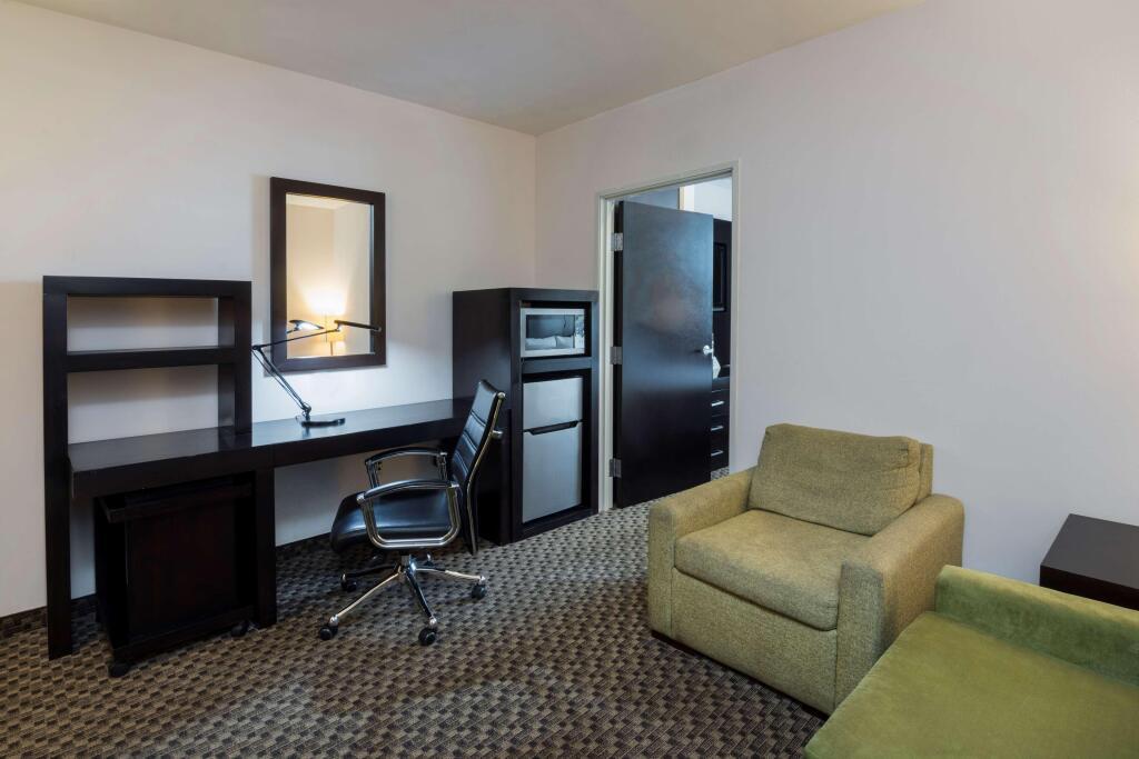 hotel image 16
