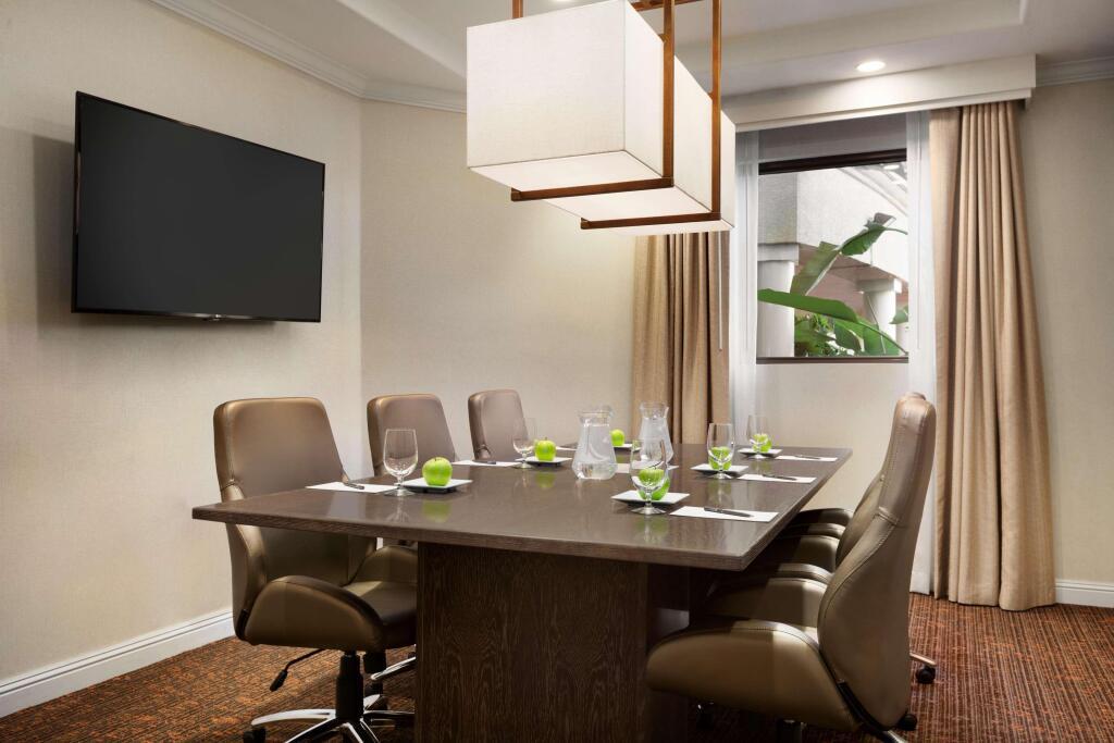 hotel image 16