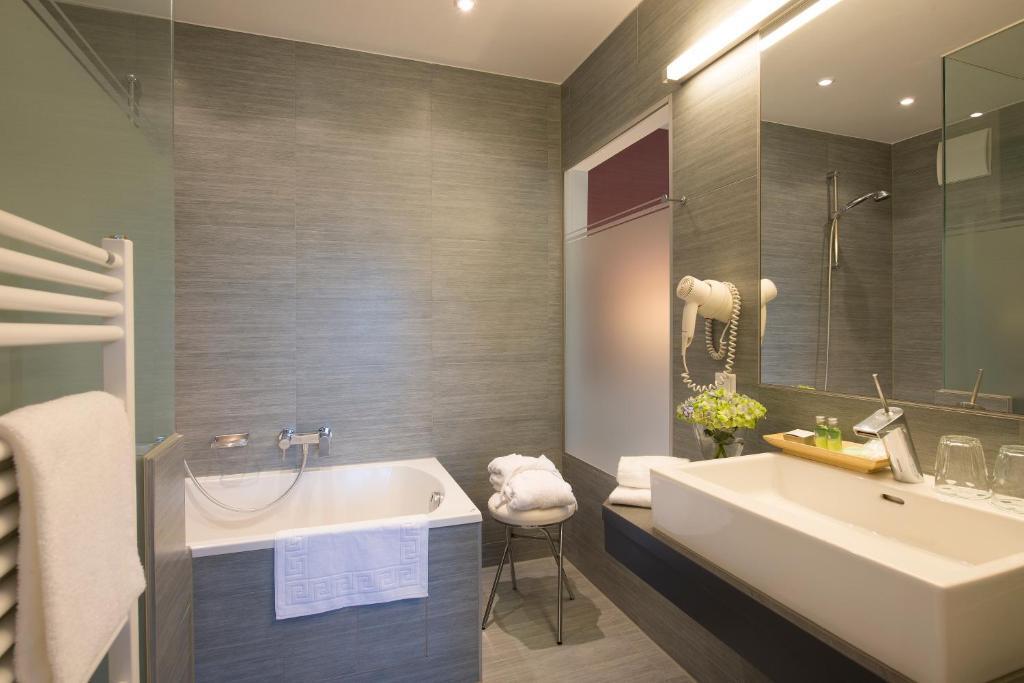 hotel image 9