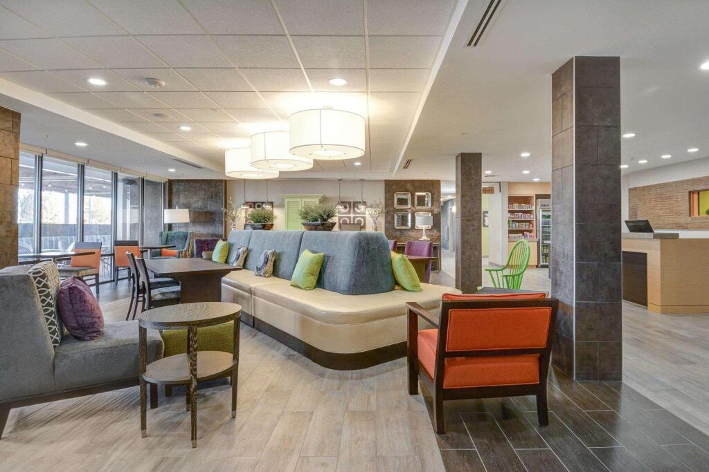 hotel image 8