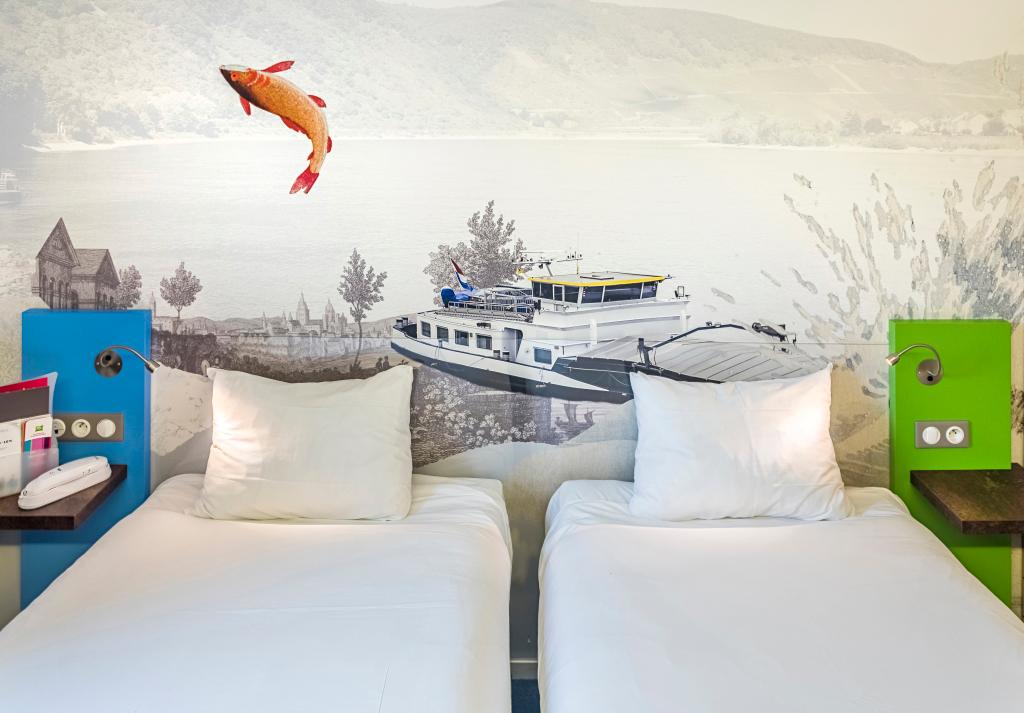 hotel image 13