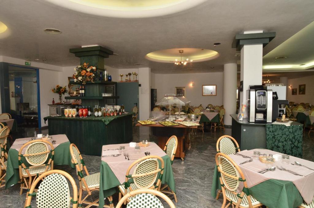 hotel image 10