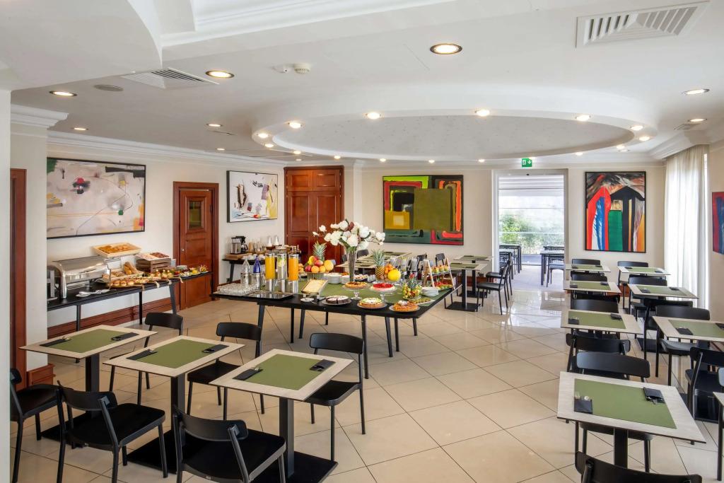 hotel image 9