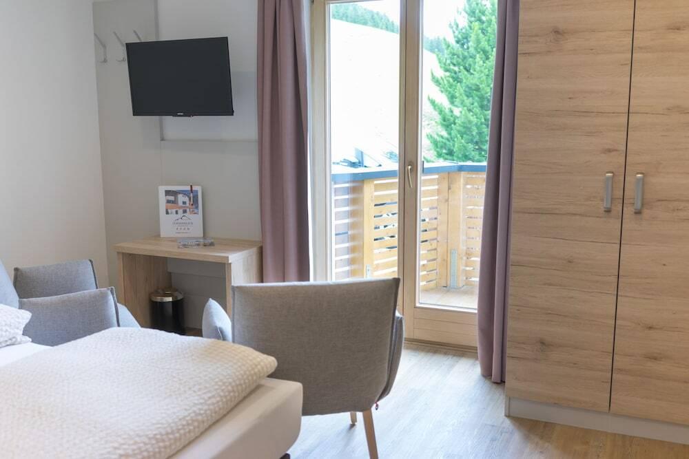 hotel image 16