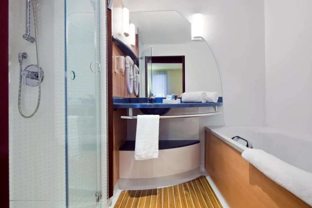hotel image 8