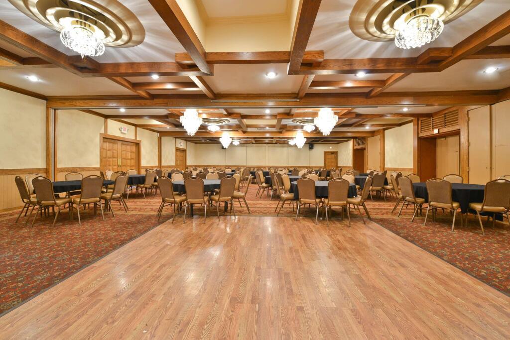 hotel image 12