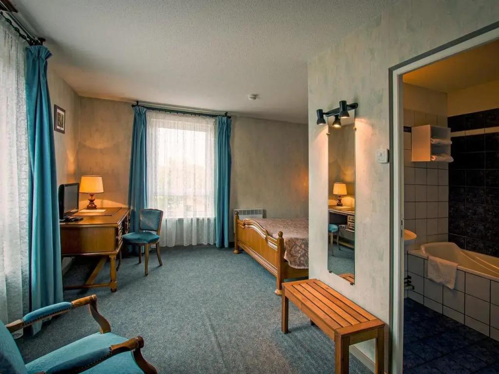 hotel