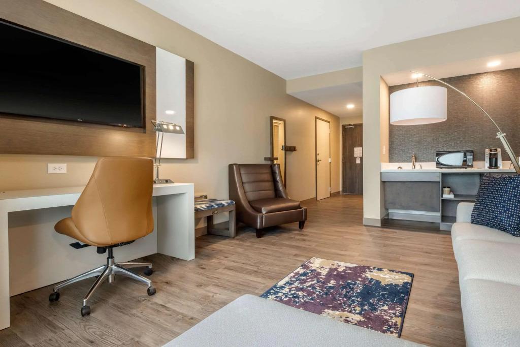 hotel image 8