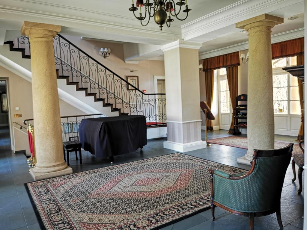 hotel image 9