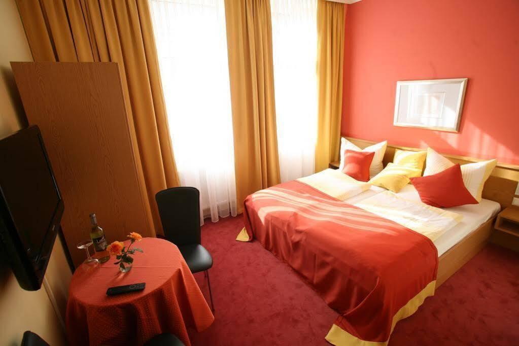 hotel image 8