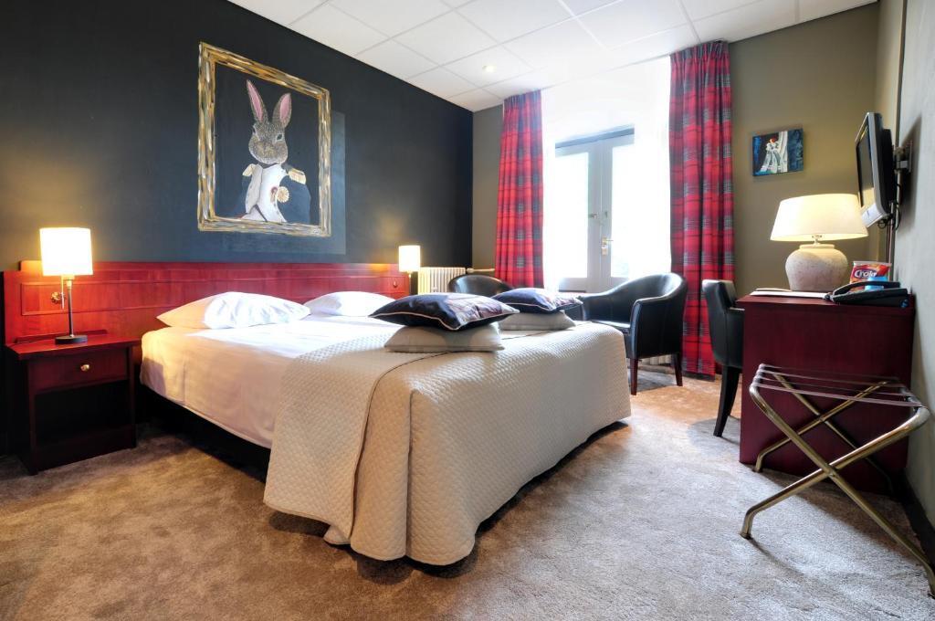 hotel image 10