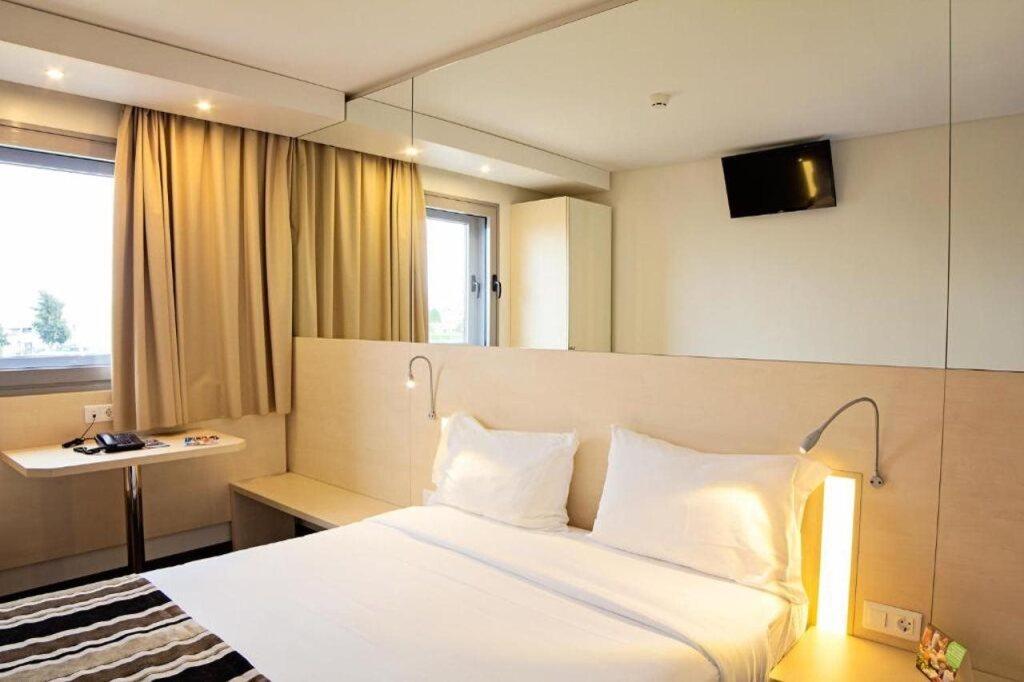 hotel image 18