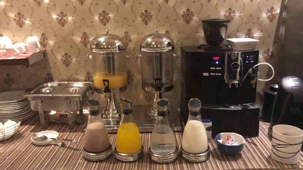 hotel image 13