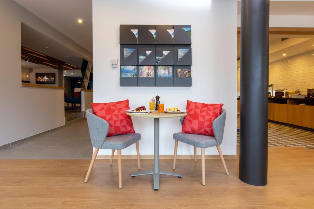 hotel image 9