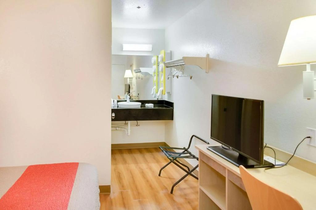 hotel image 9