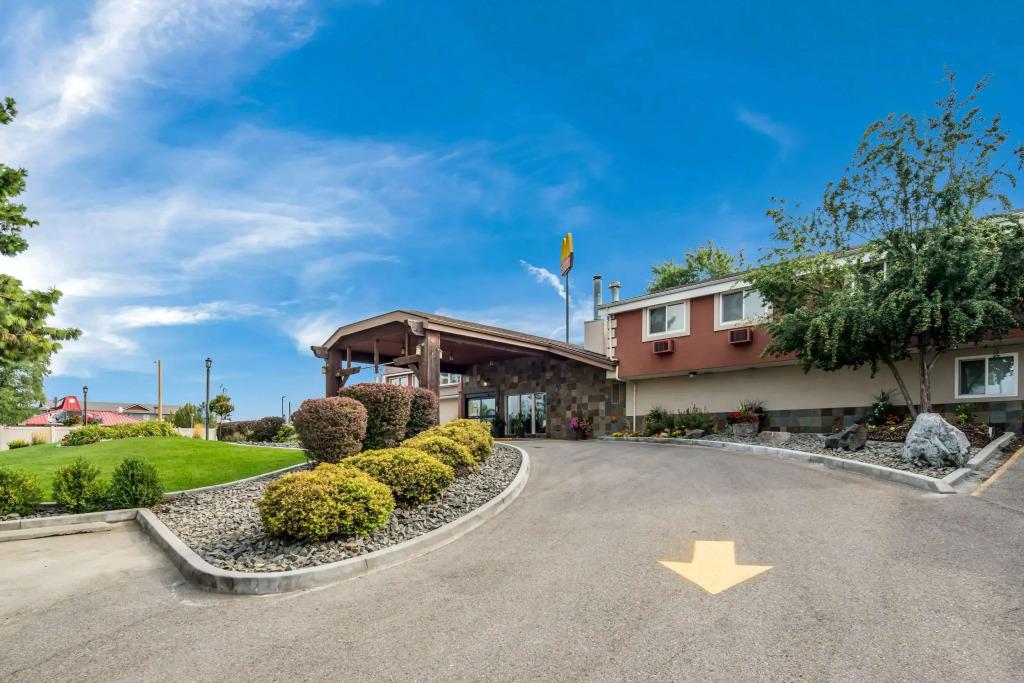 hotel image 13