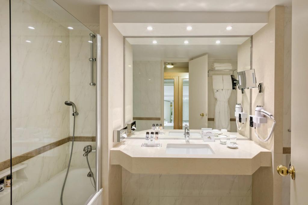 hotel image 10