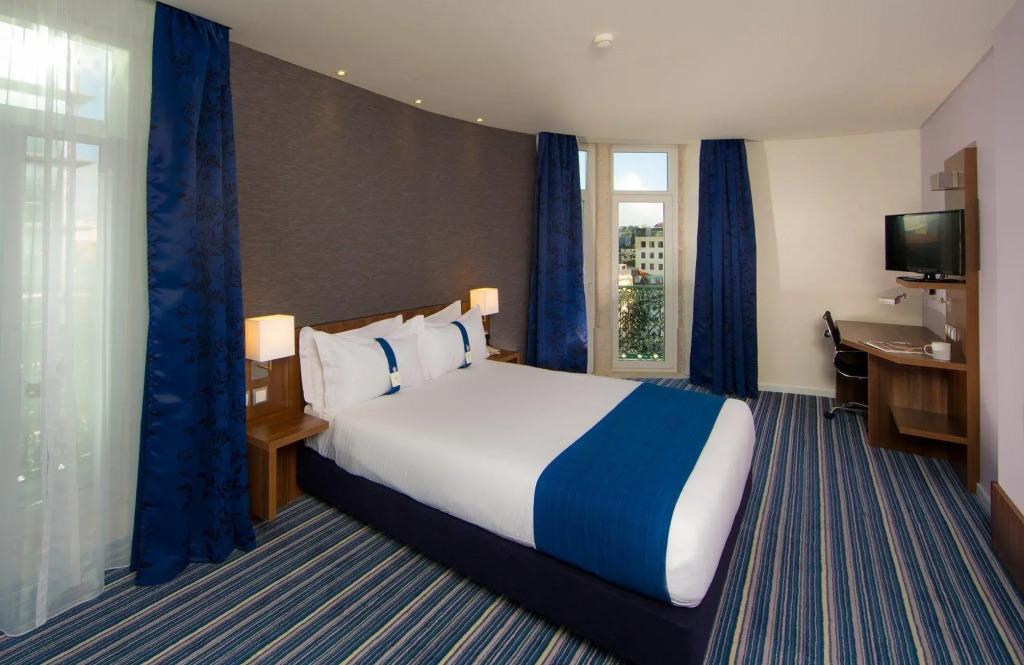 hotel image 12