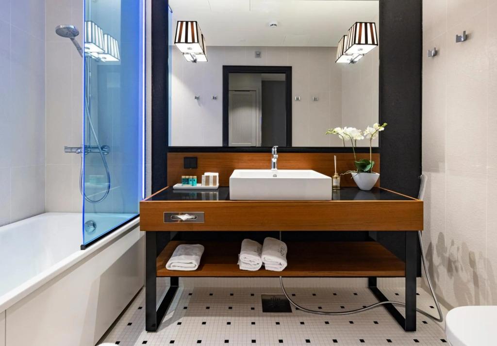 hotel image 8