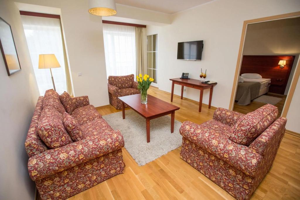 hotel image 11