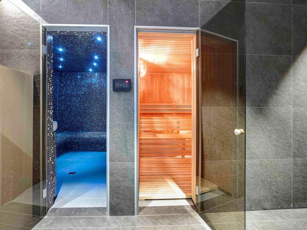 hotel image 36