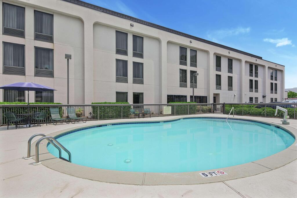 hotel image 11