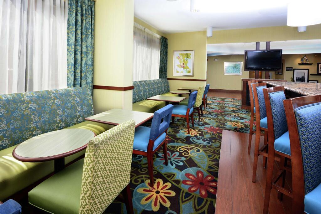 hotel image 16