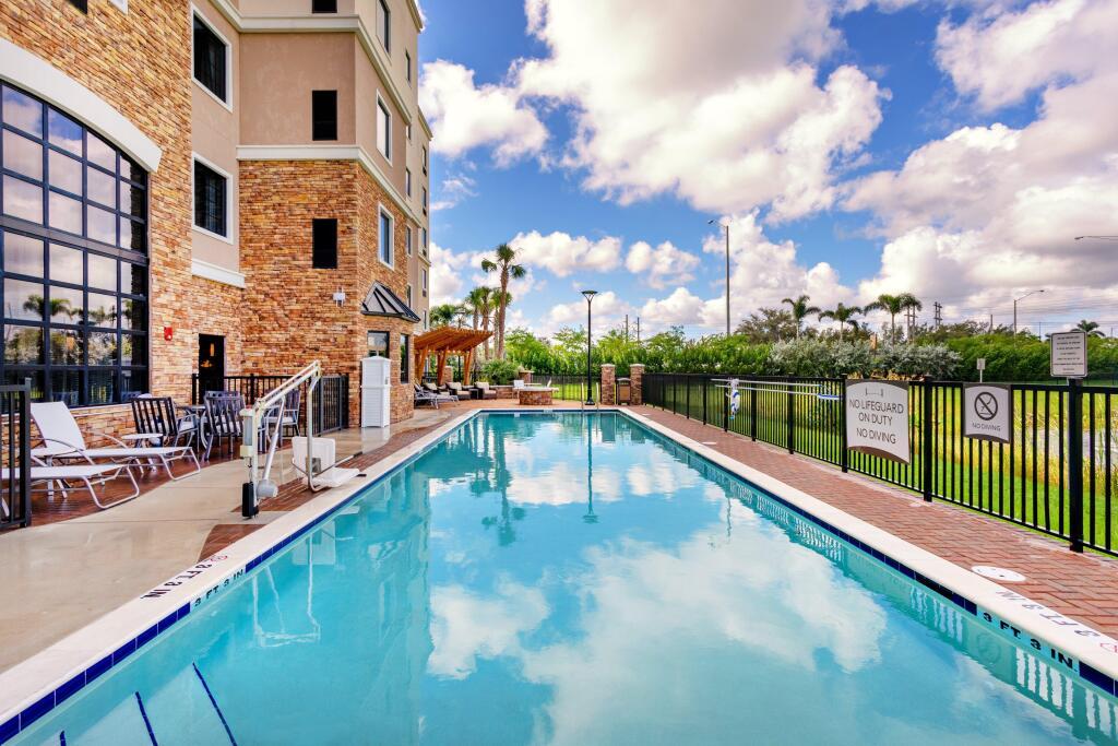 hotel image 9