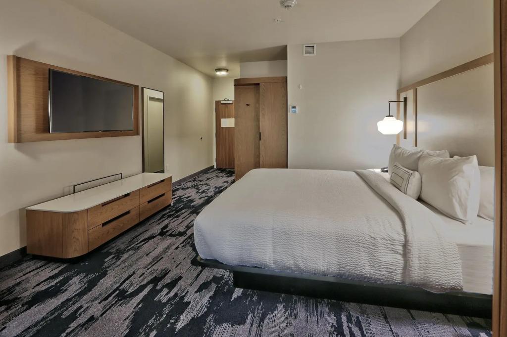 hotel image 16