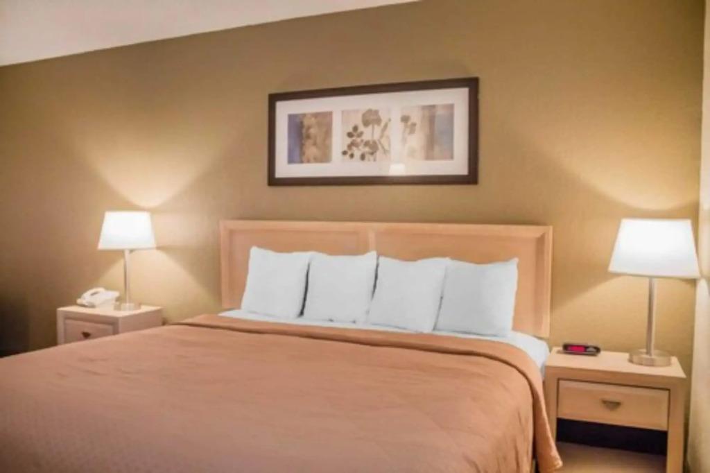 hotel image 16