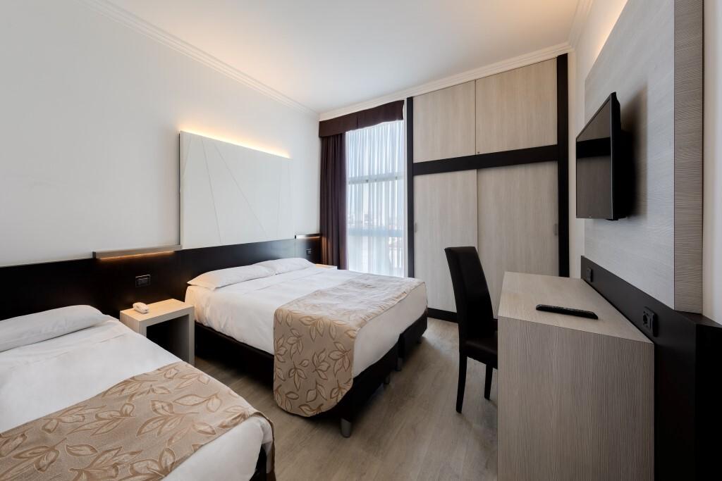 hotel image 12